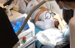 賽諾秀皮秒中國有幾臺？皮秒設(shè)備哪個品牌最好？國內(nèi)正規(guī)超皮秒機器